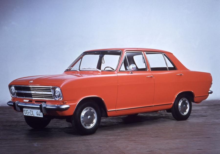  Opel Kadett 4-Door Sedan (B) 1965 года  (фото 9 из 13)